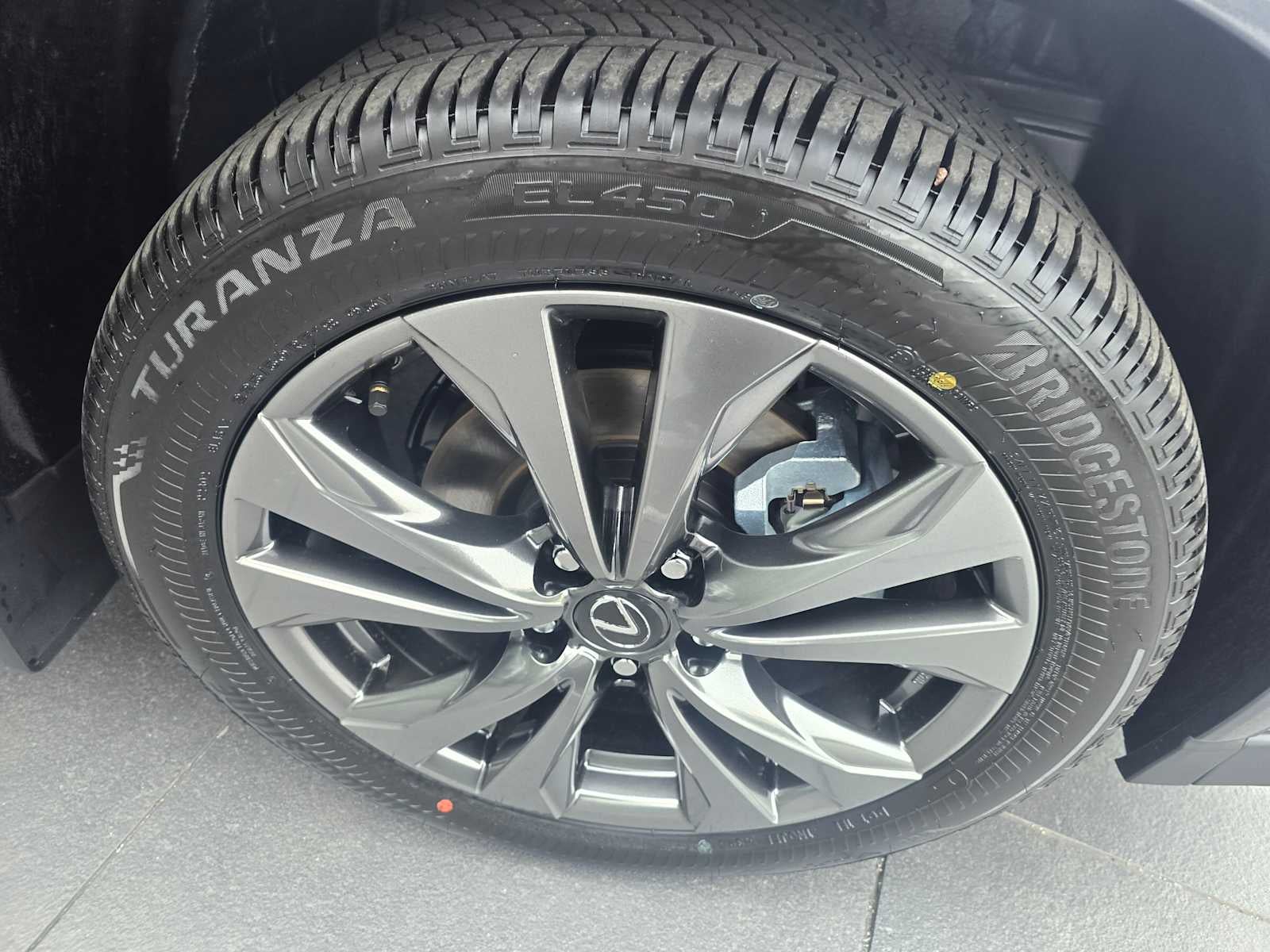 2025 Lexus UX 300h F SPORT DESIGN