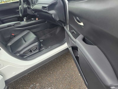 2026 Lexus UX 300h Premium