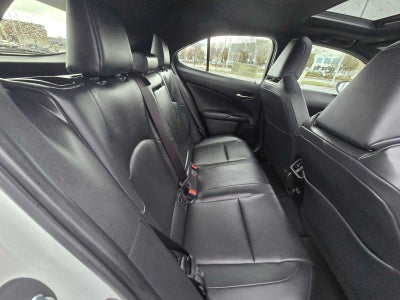 2026 Lexus UX 300h Premium