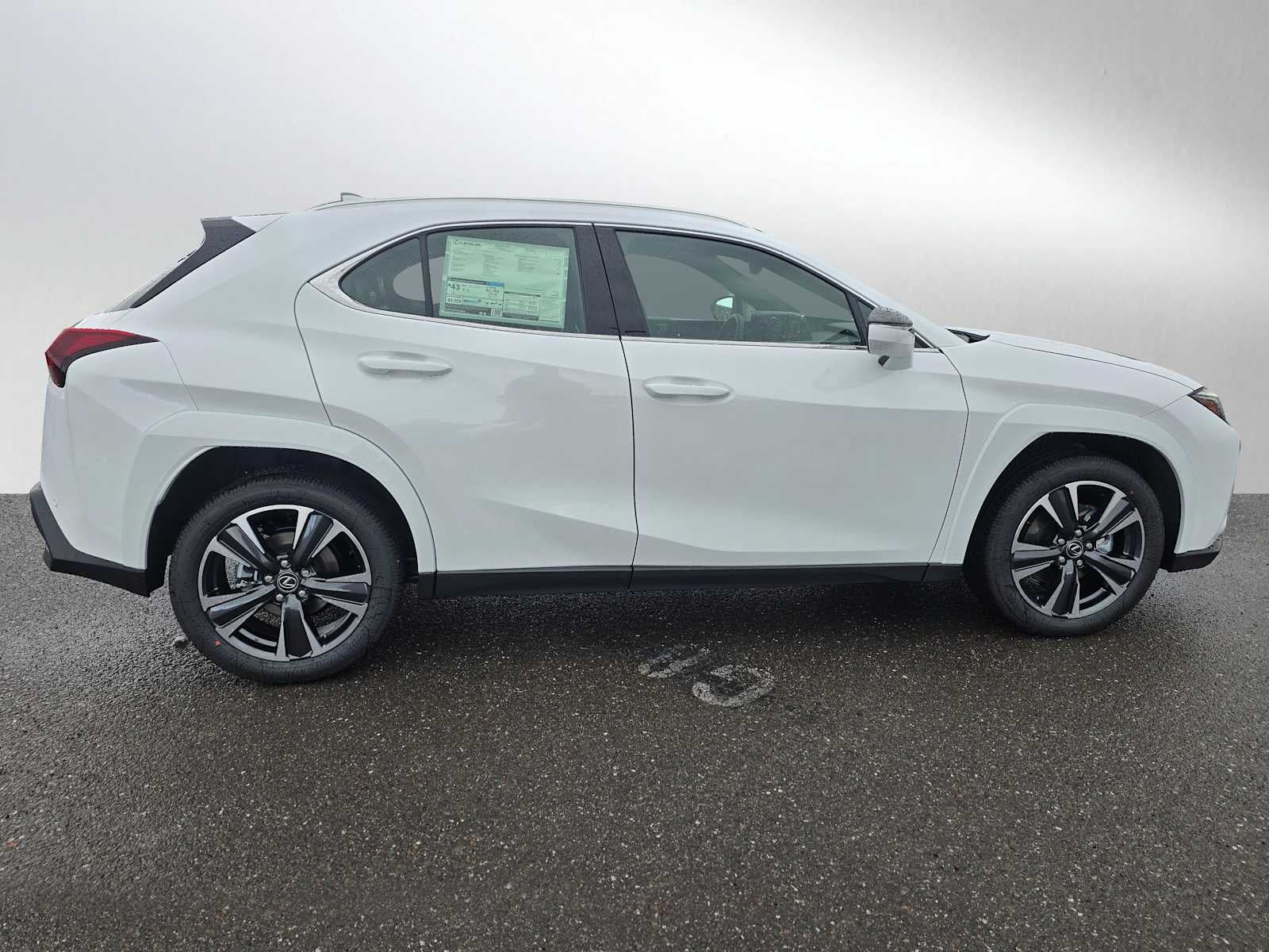 2026 Lexus UX 300h Premium