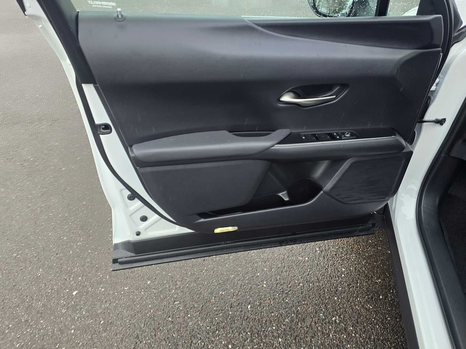 2026 Lexus UX 300h Premium