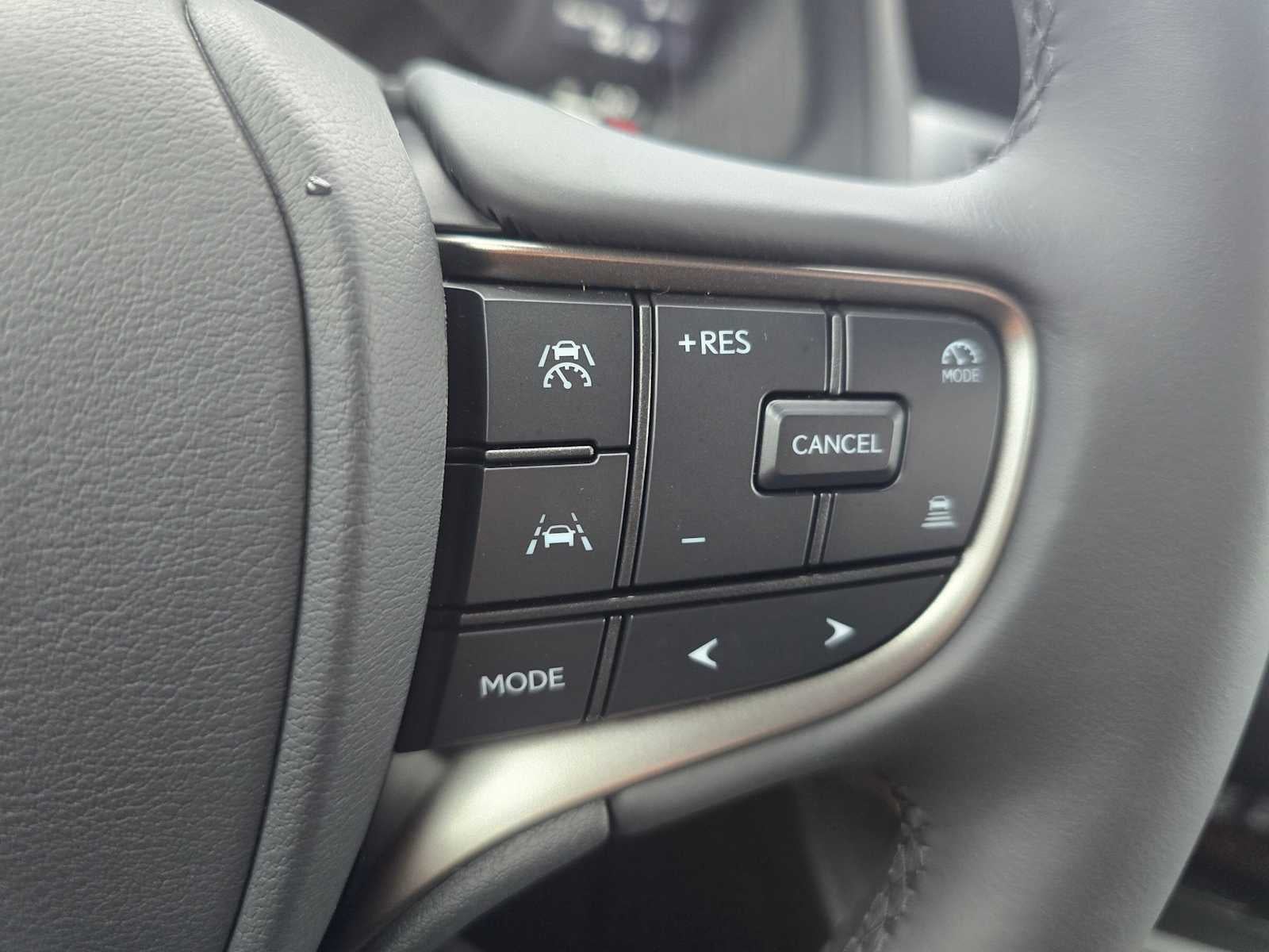 2026 Lexus UX 300h Premium