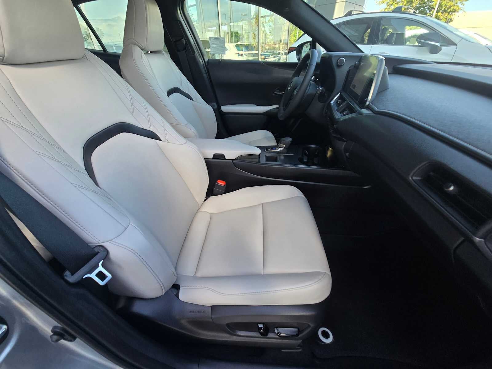 2026 Lexus UX 300h UX 300h