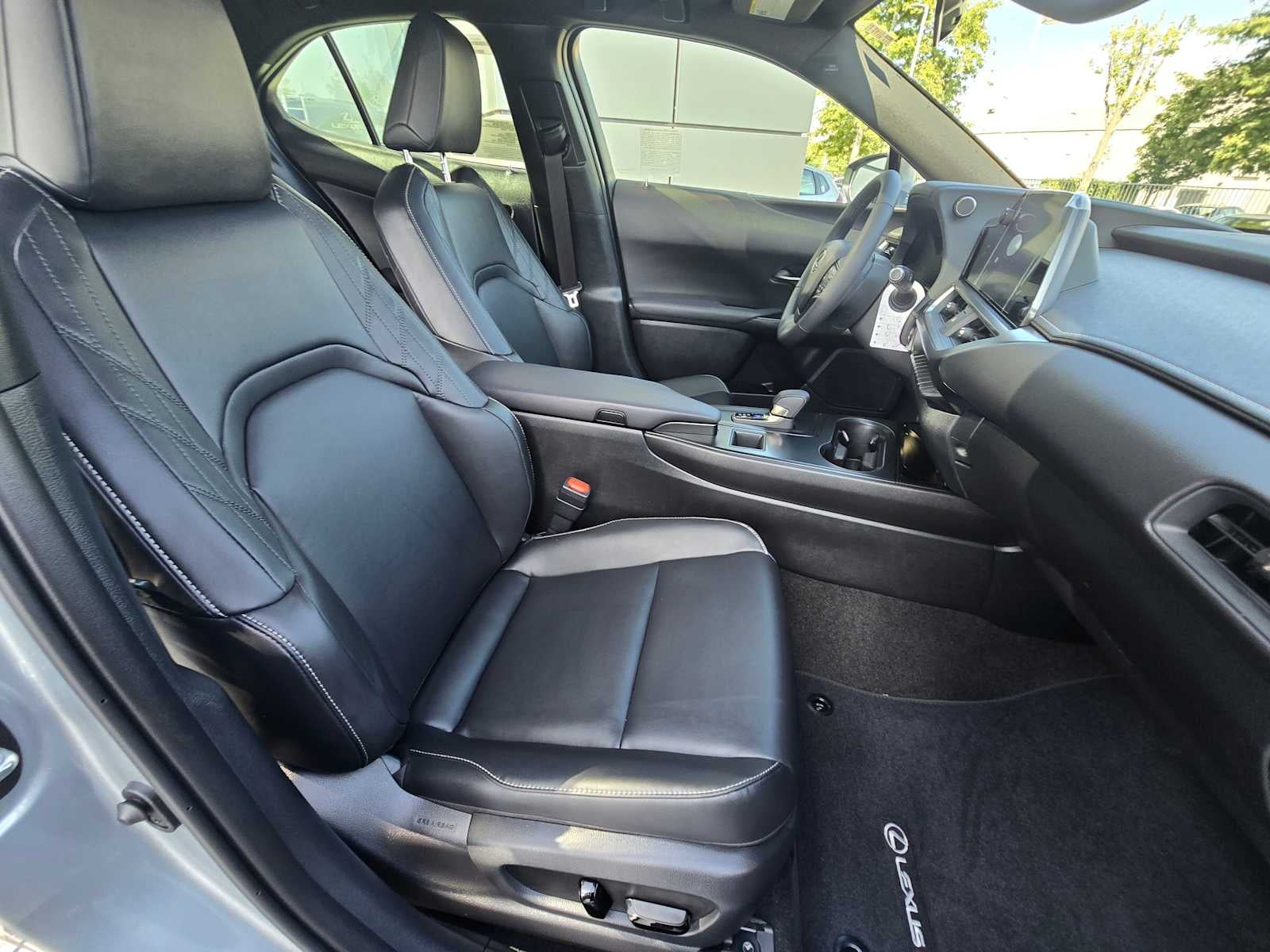 2026 Lexus UX 300h UX 300h