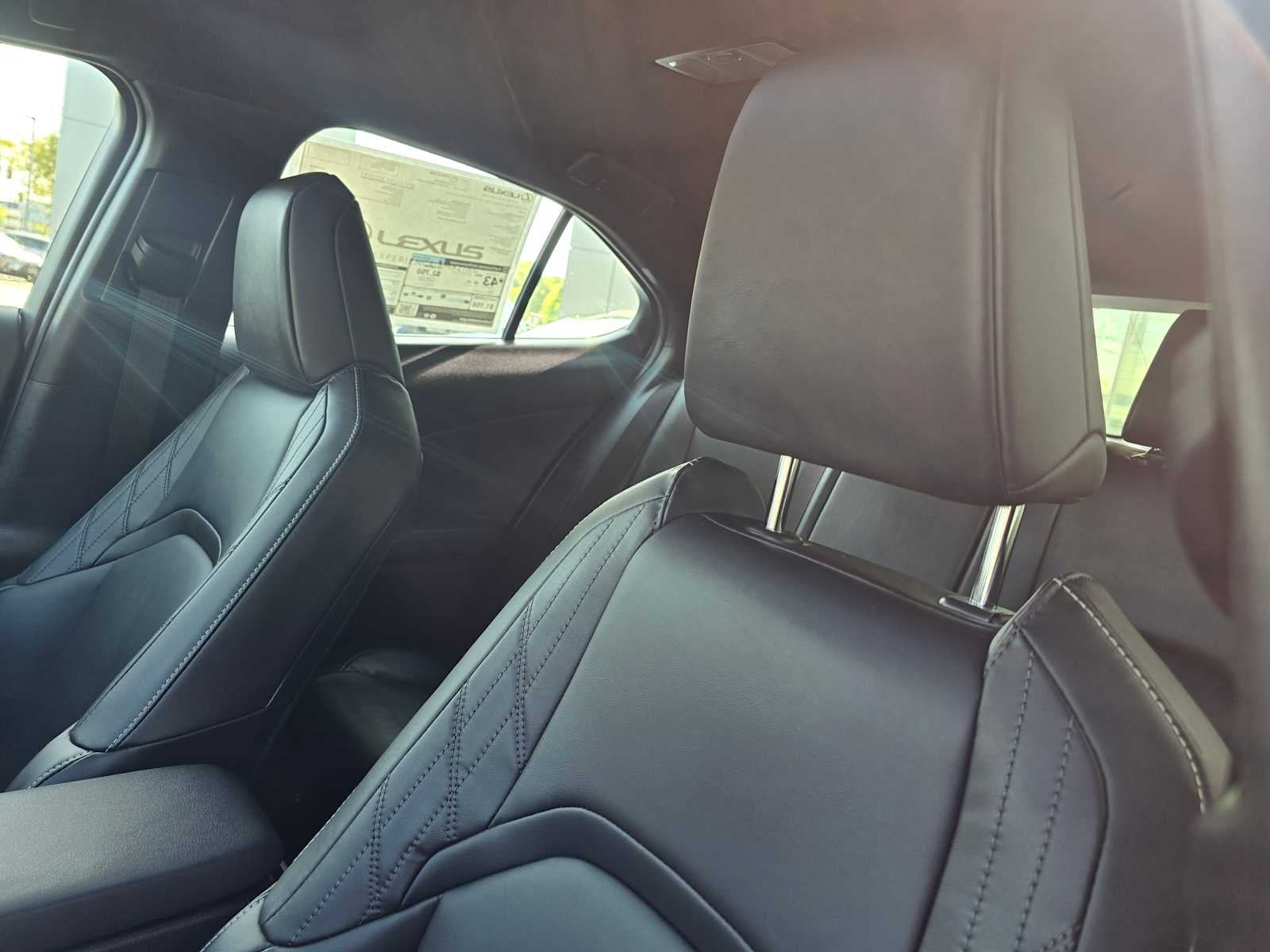 2026 Lexus UX 300h UX 300h