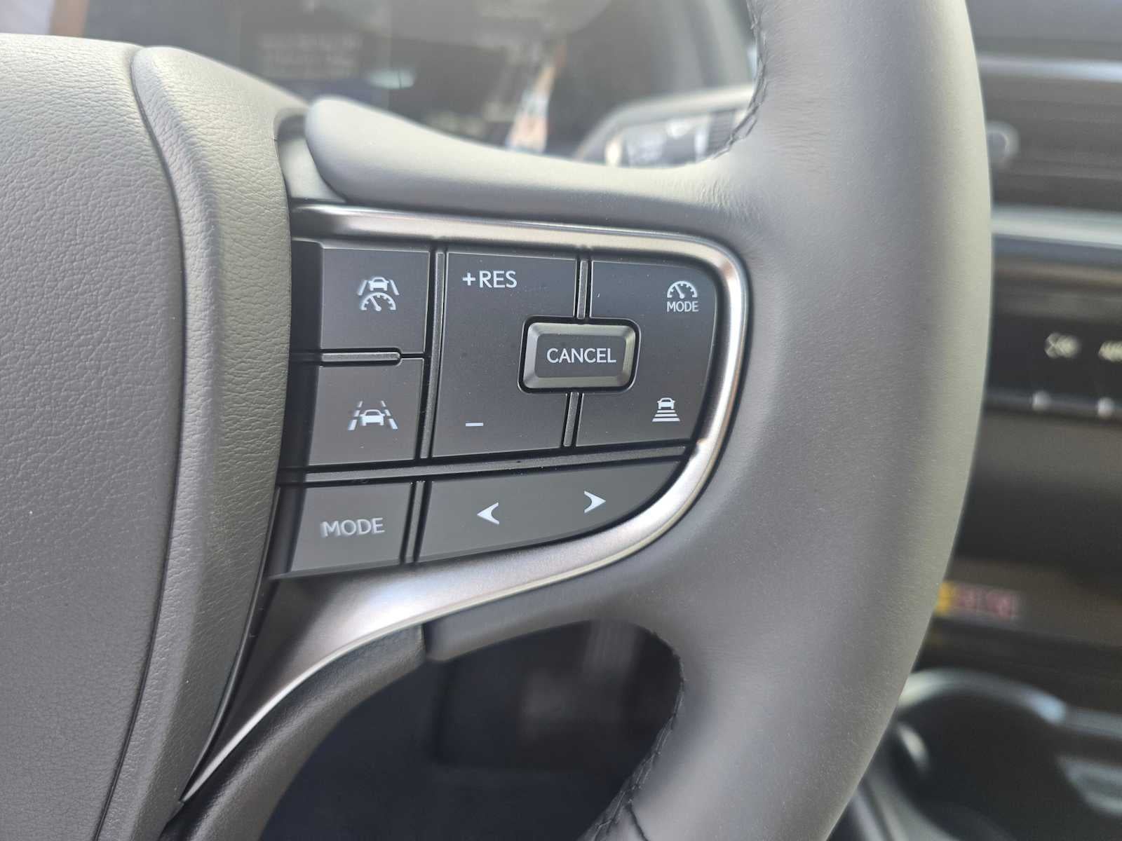 2026 Lexus UX 300h Premium