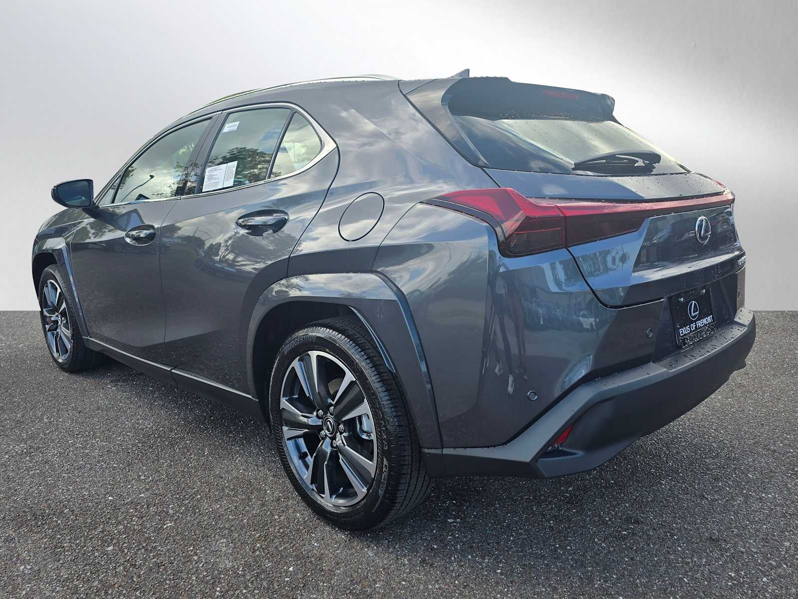 2026 Lexus UX 300h Premium
