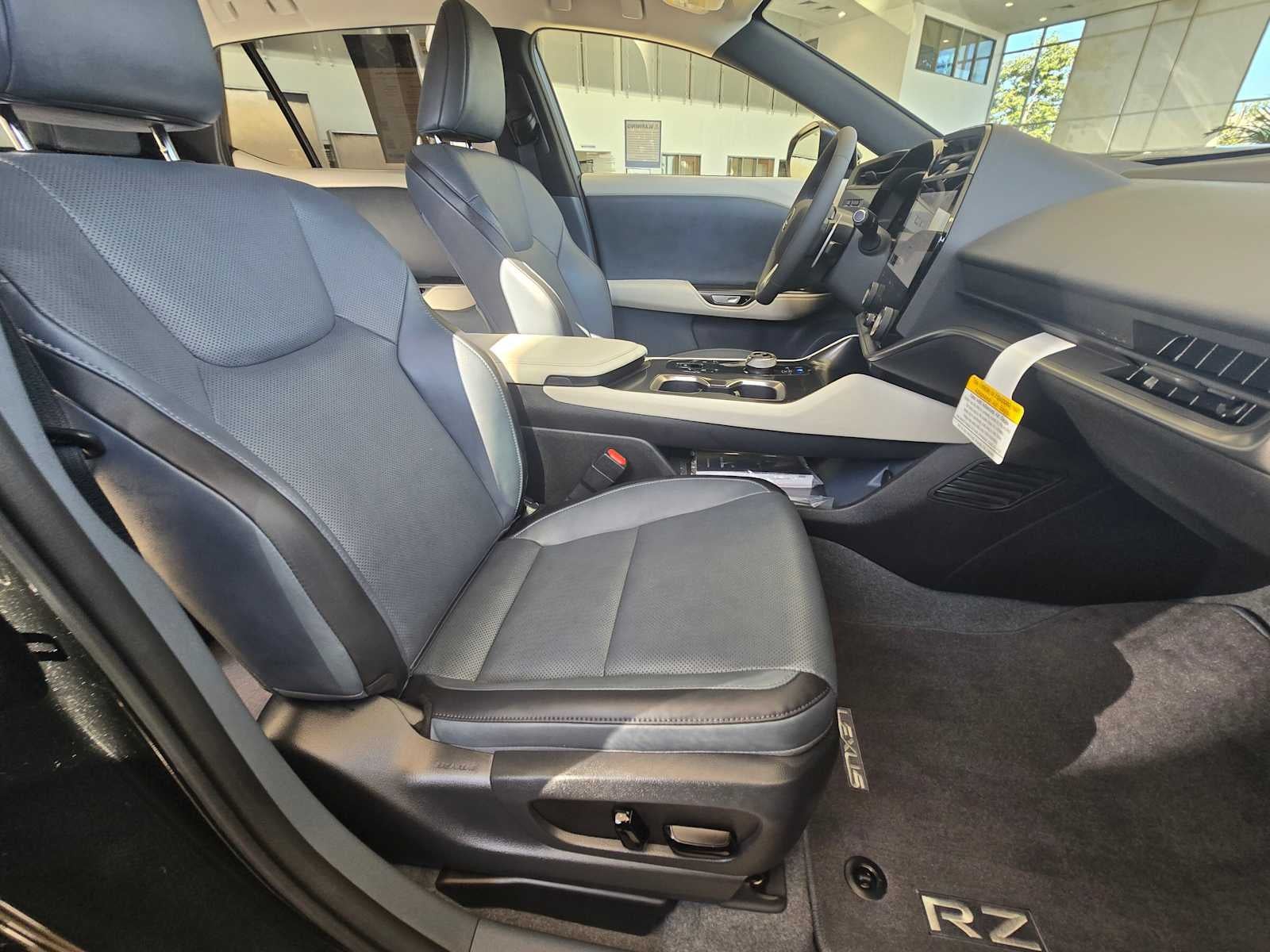 2025 Lexus RZ RZ 450e