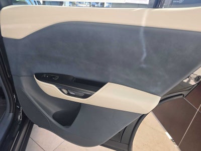 2025 Lexus RZ RZ 450e