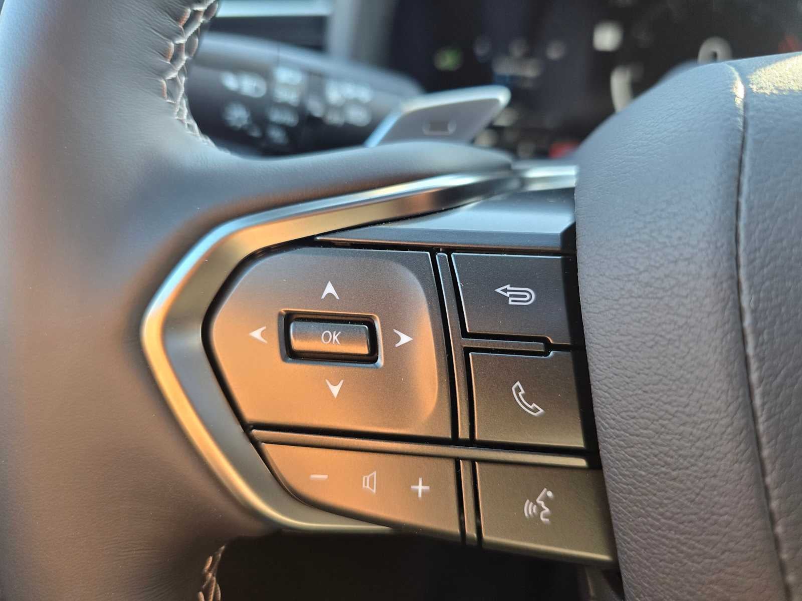 2025 Lexus LX 600 PREMIUM