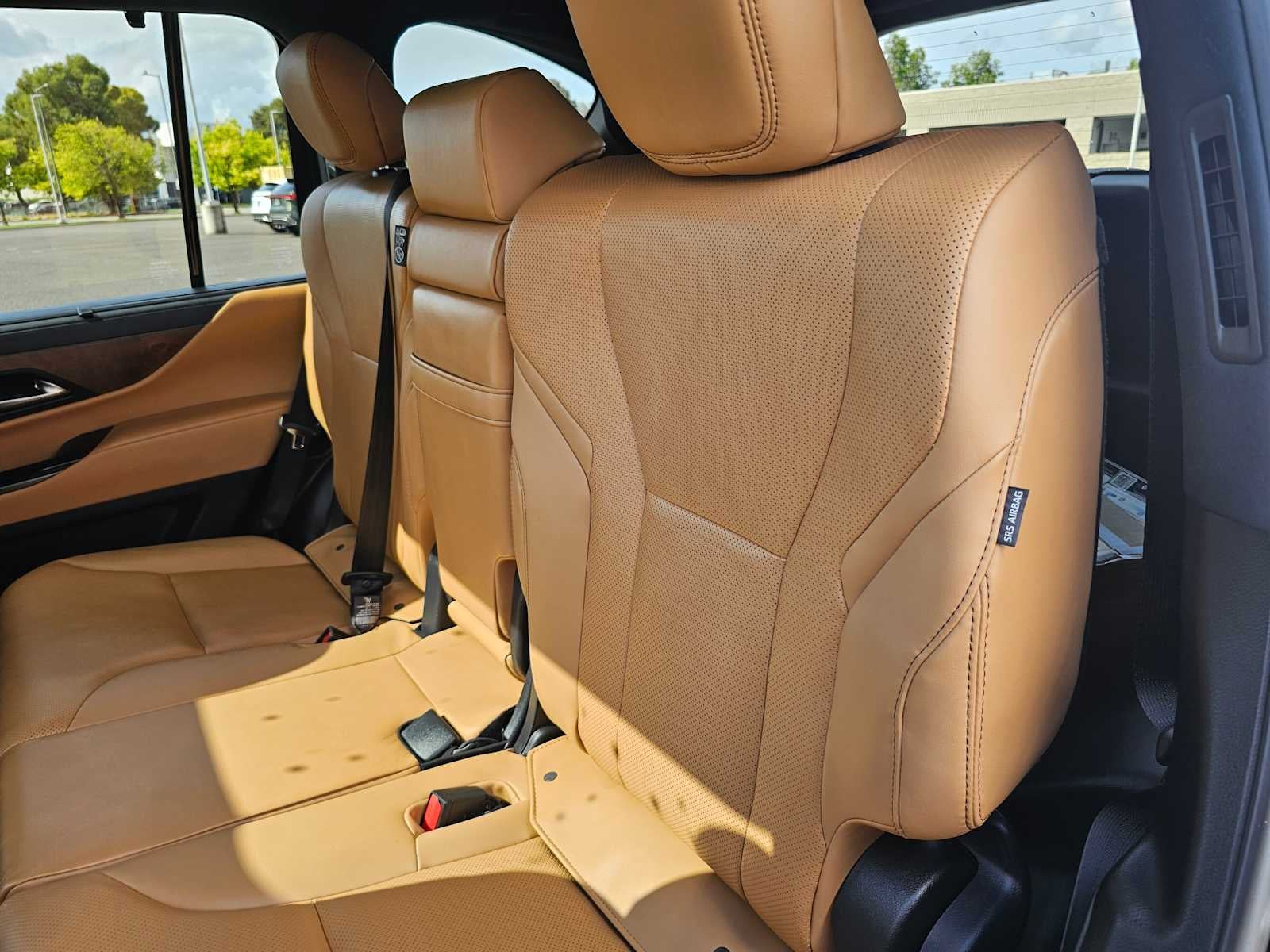 2025 Lexus LX Premium