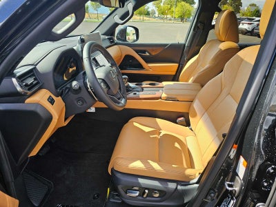 2025 Lexus LX Premium