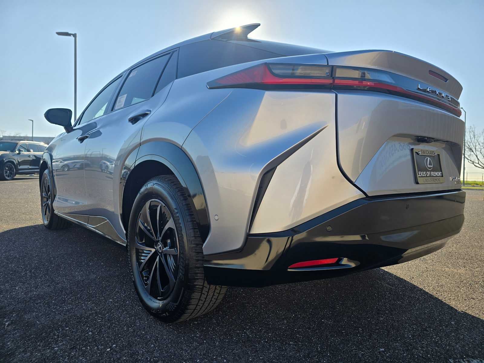 2026 Lexus RZ 450e PREMIUM AWD