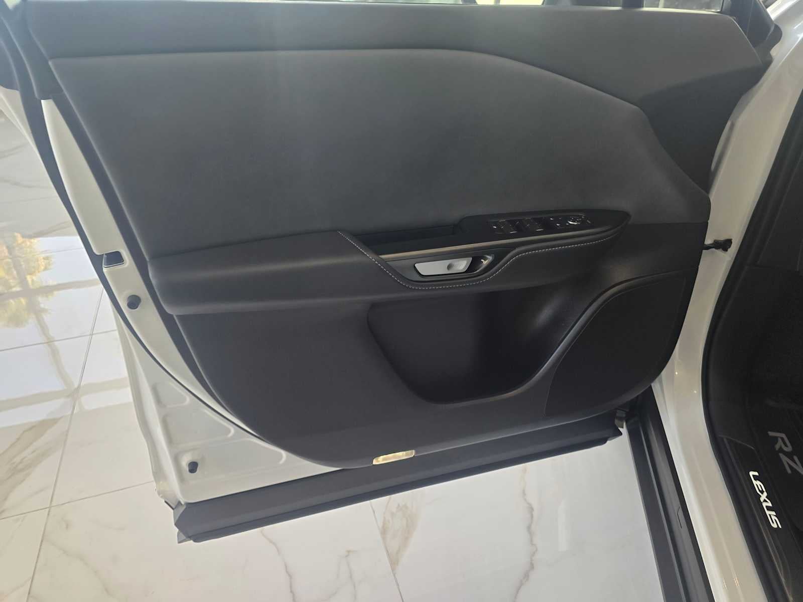 2026 Lexus RZ 350e RZ 350e