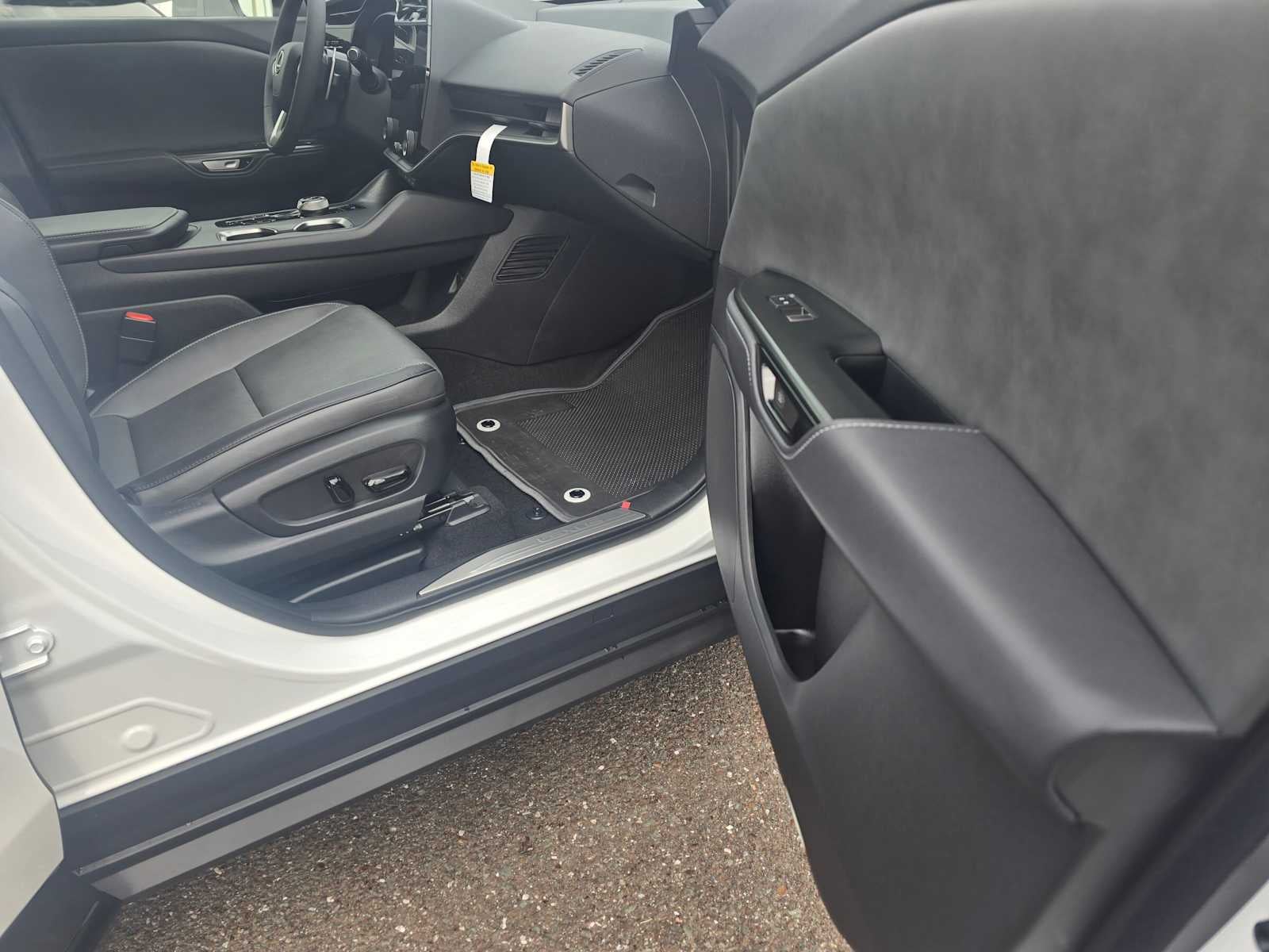 2026 Lexus RZ 350e PREMIUM