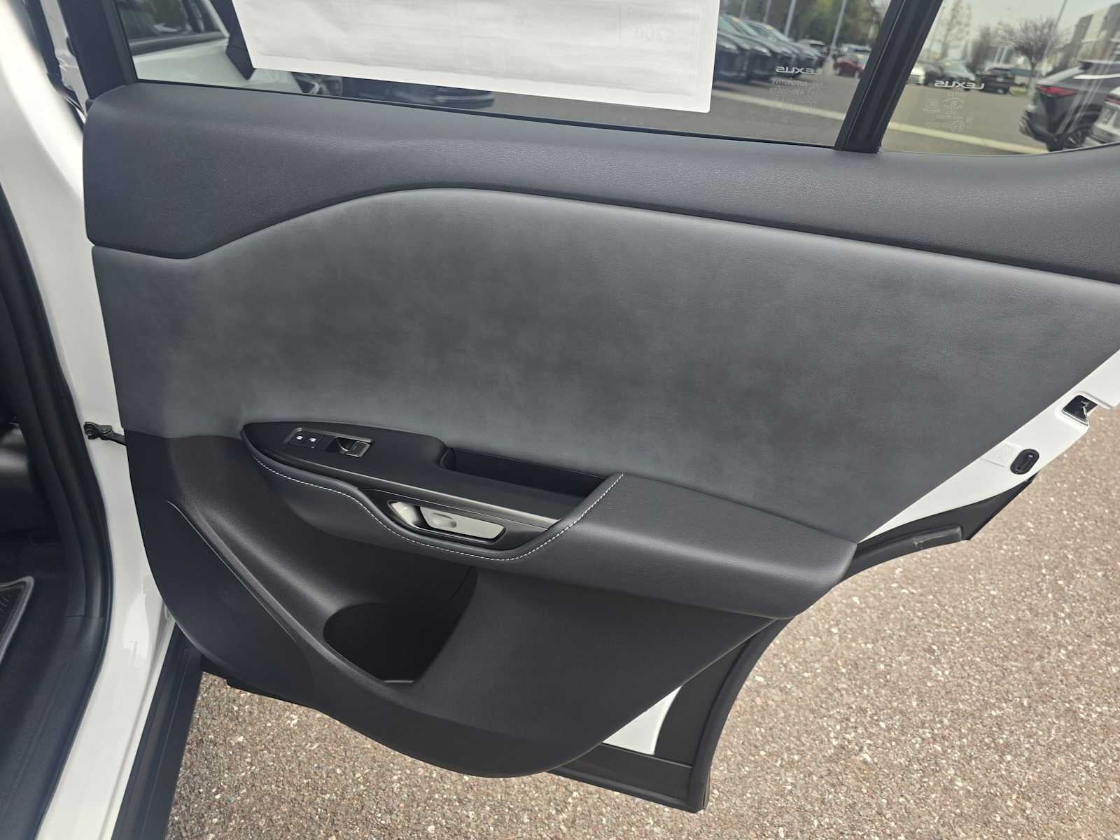 2026 Lexus RZ 350e PREMIUM