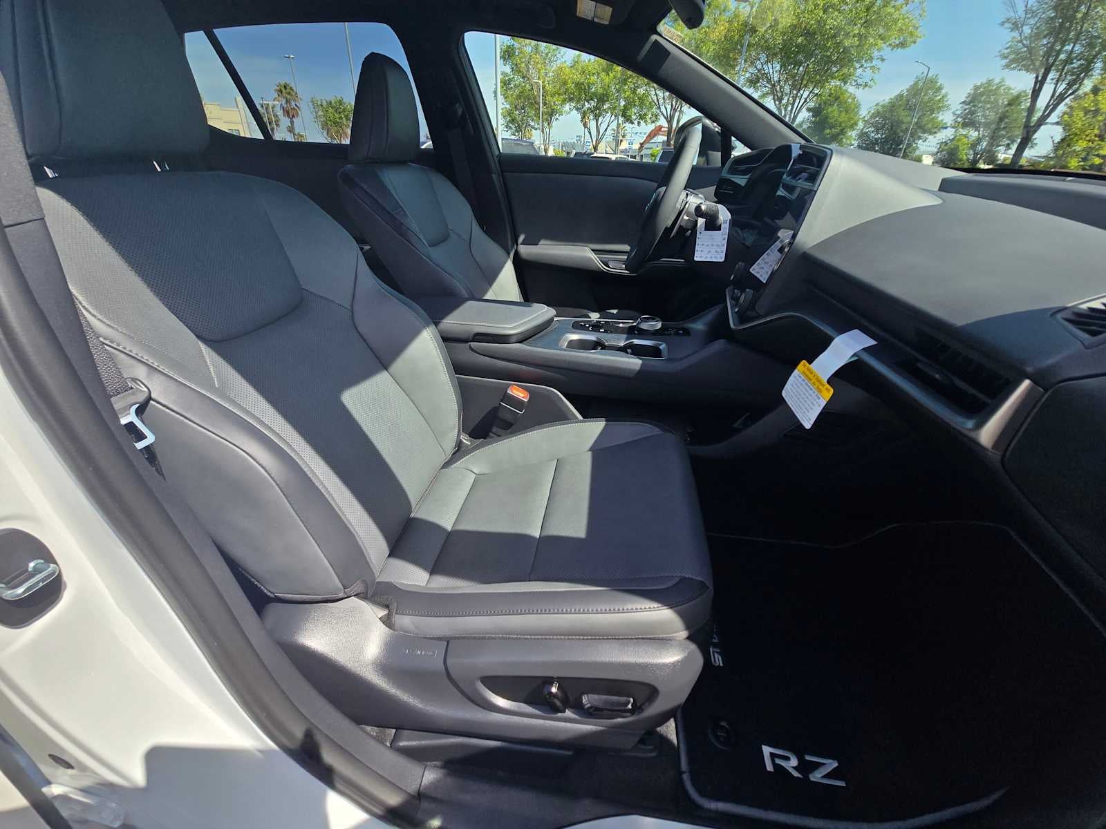 2026 Lexus RZ 350e PREMIUM