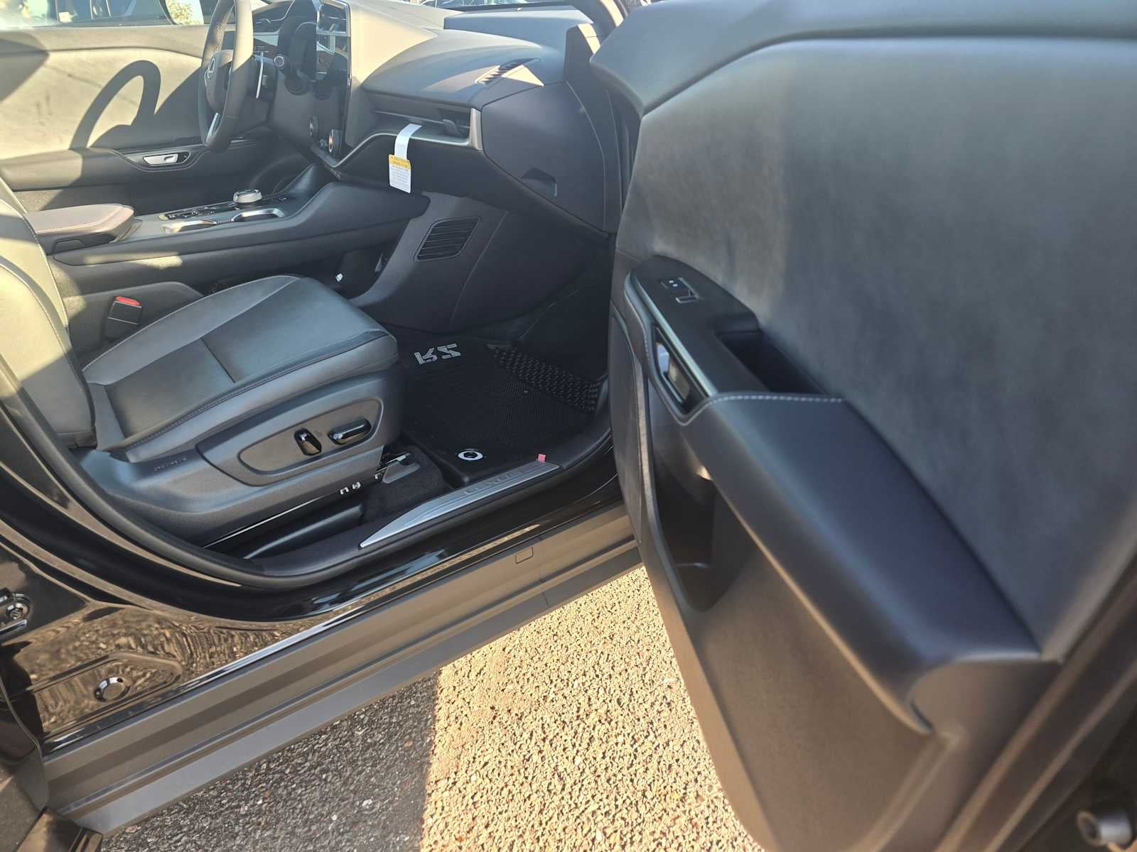 2026 Lexus RZ 350e PREMIUM