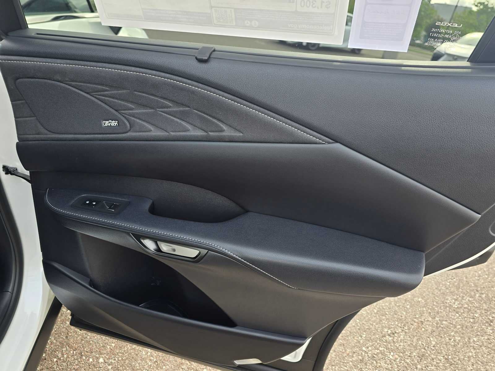 2026 Lexus RX 450h+ Luxury