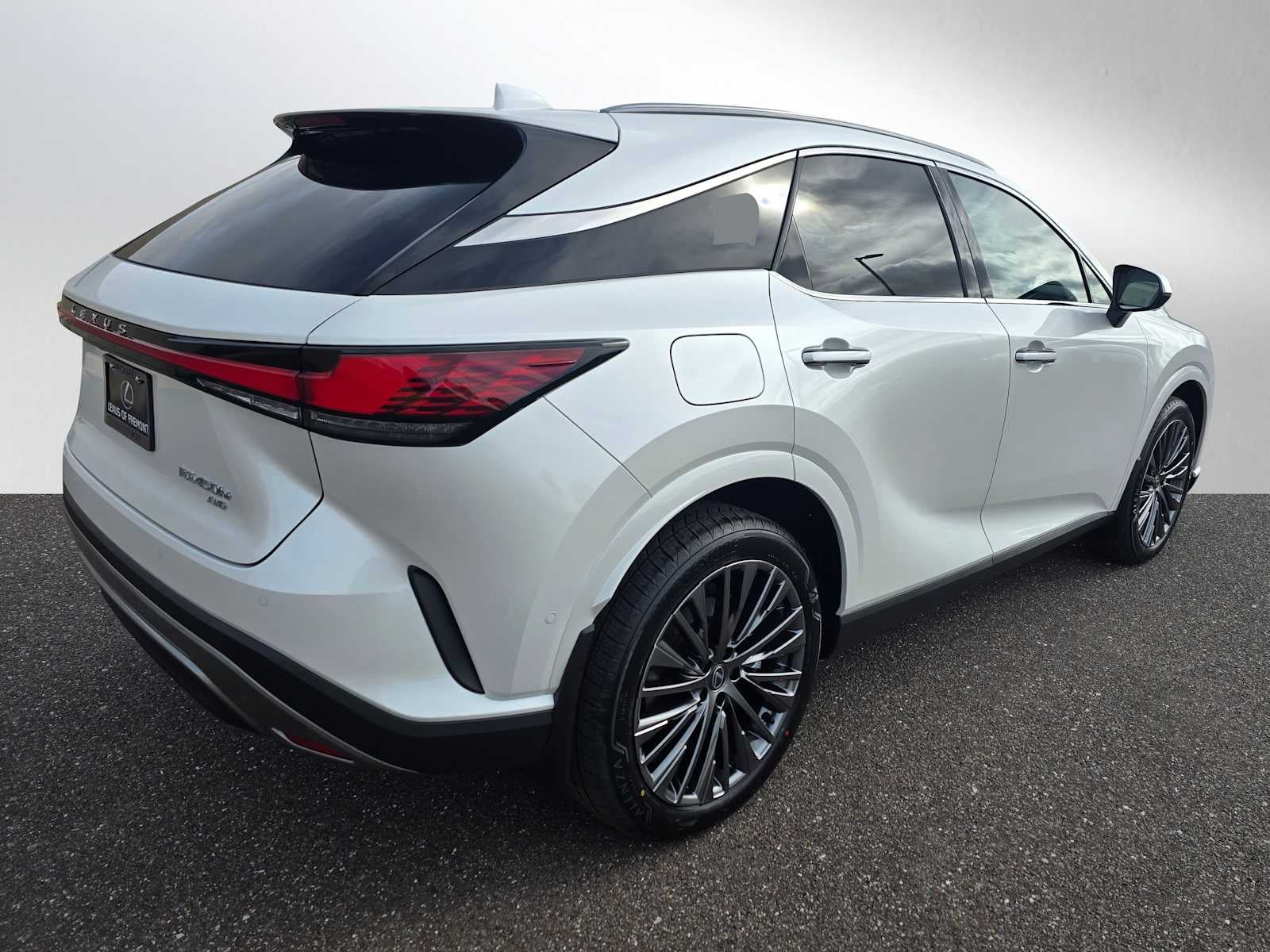 2026 Lexus RX 450h+ Luxury