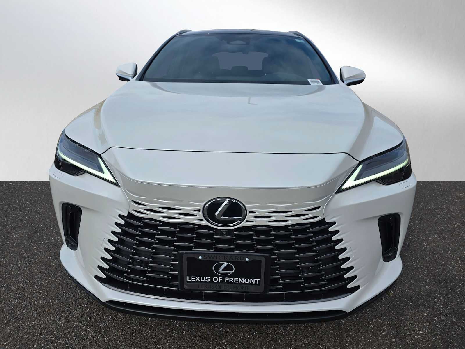 2026 Lexus RX 450h+ Luxury