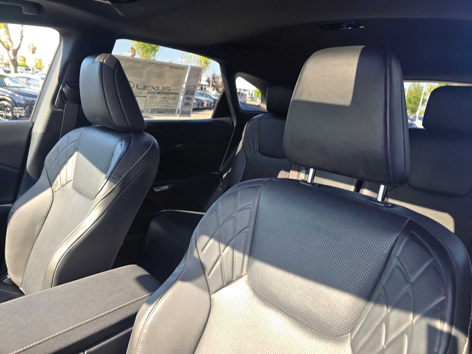 2026 Lexus RX 450h Premium