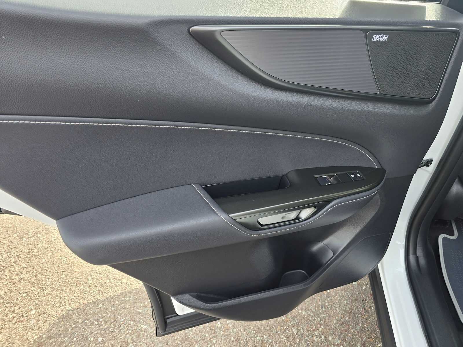 2026 Lexus NX 350h F SPORT Handling