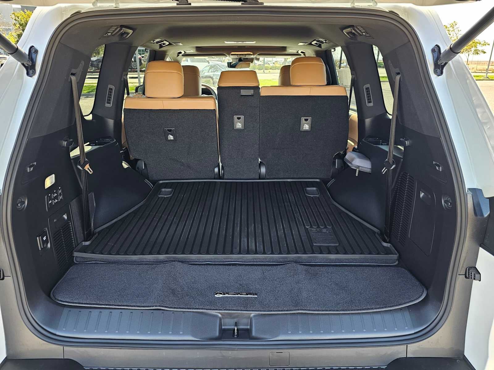 2026 Lexus LX 600 LUXURY