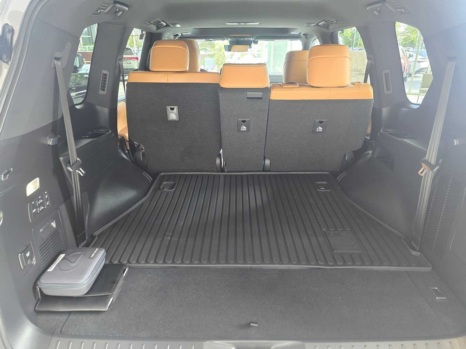 2026 Lexus LX 600 LUXURY
