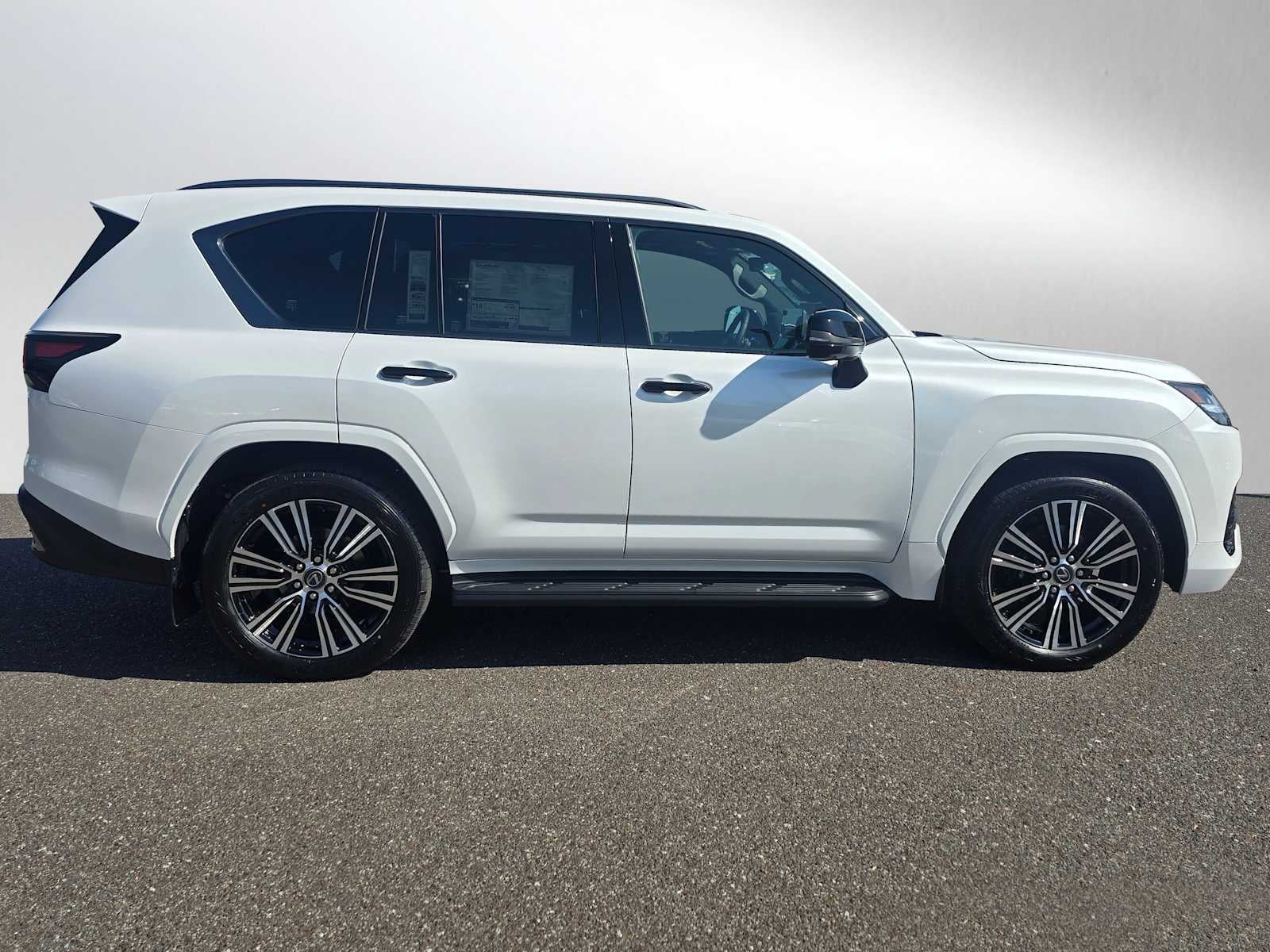 2026 Lexus LX 600 LUXURY