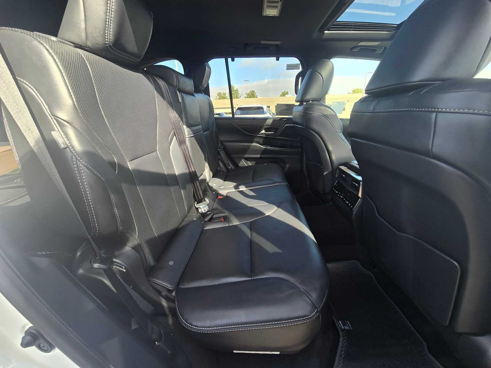 2026 Lexus LX 700h LUXURY