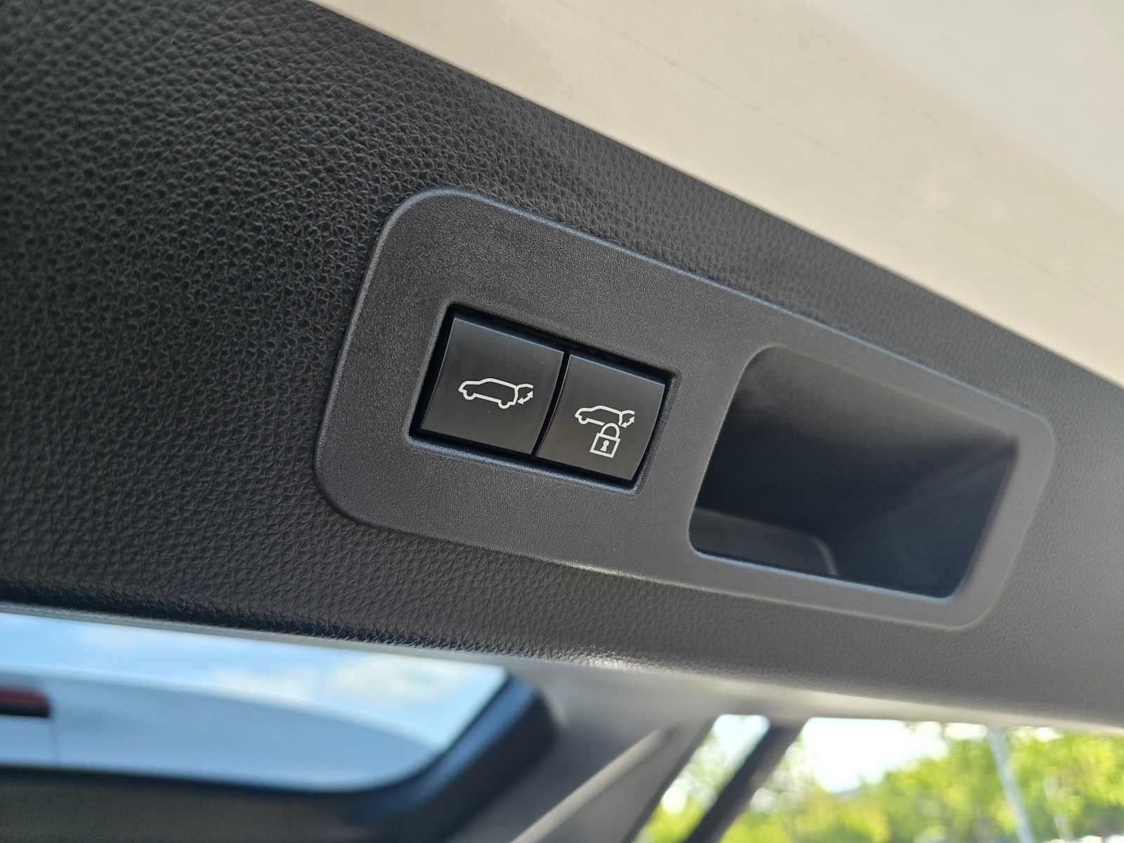 2026 Lexus LX 700h LUXURY