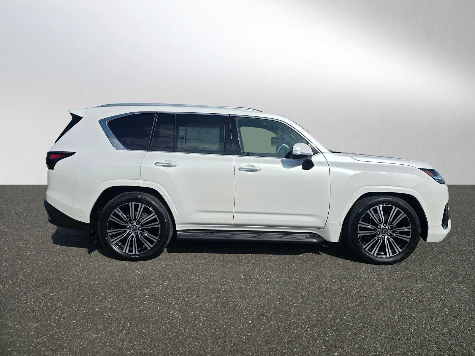2026 Lexus LX 700h LUXURY