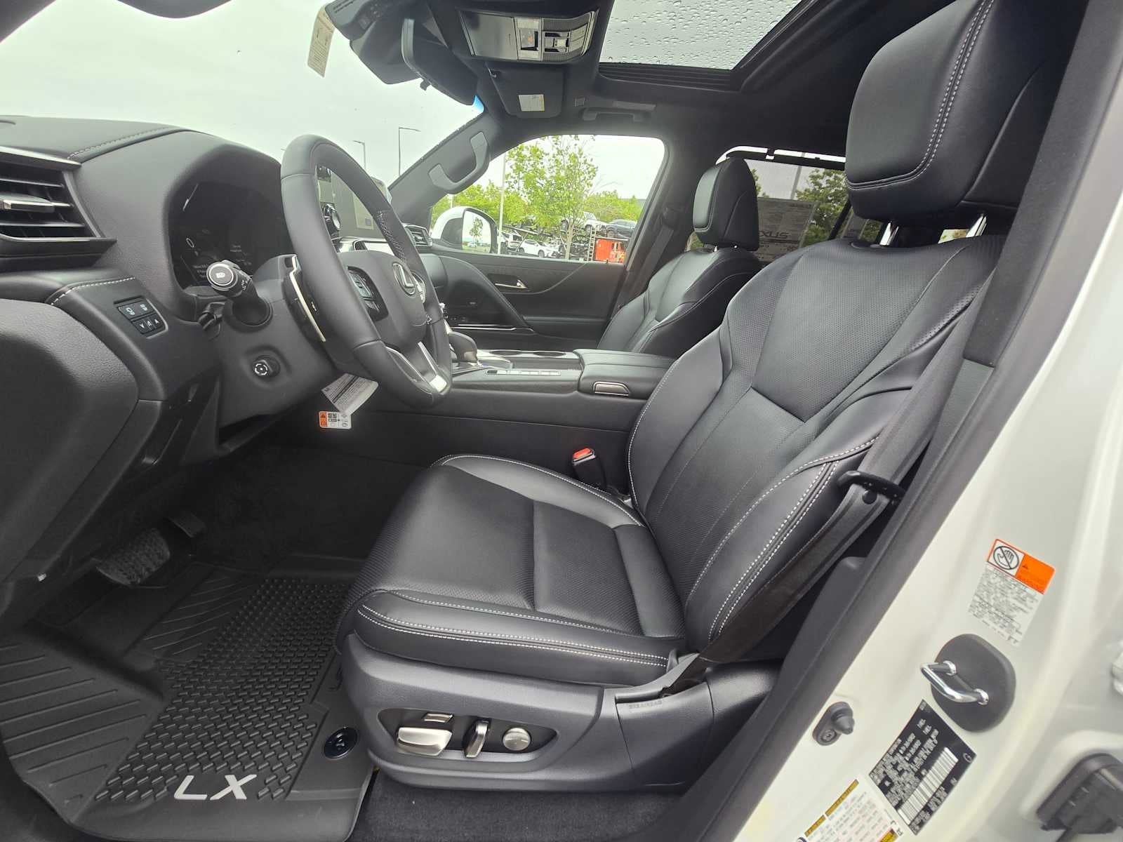 2026 Lexus LX 700h LUXURY