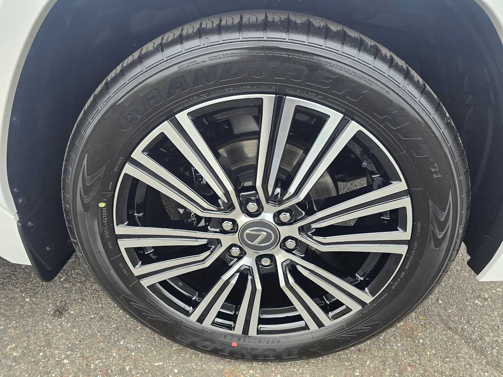 2026 Lexus LX 700h LUXURY