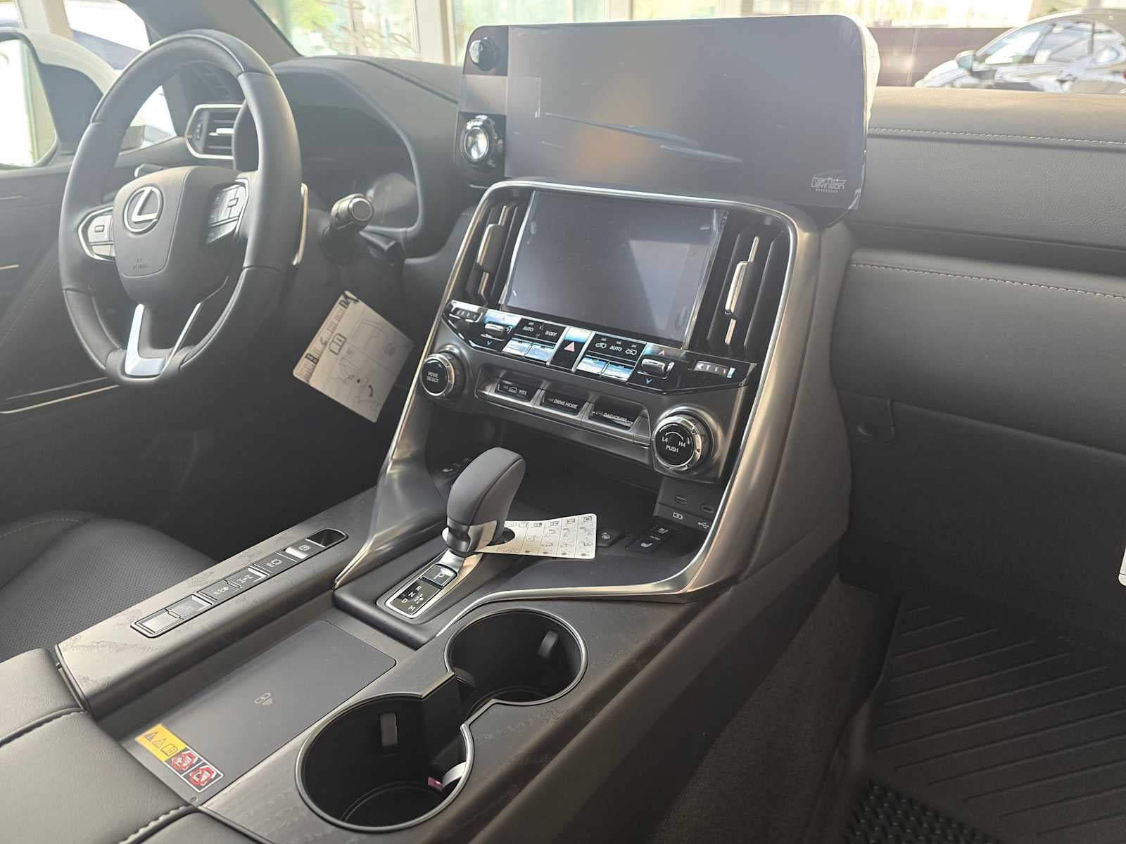 2026 Lexus LX 700h Luxury