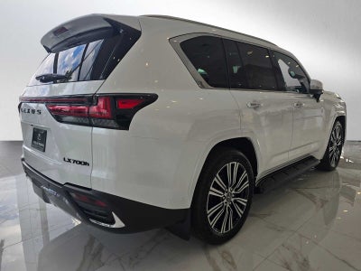 2026 Lexus LX 700h Luxury