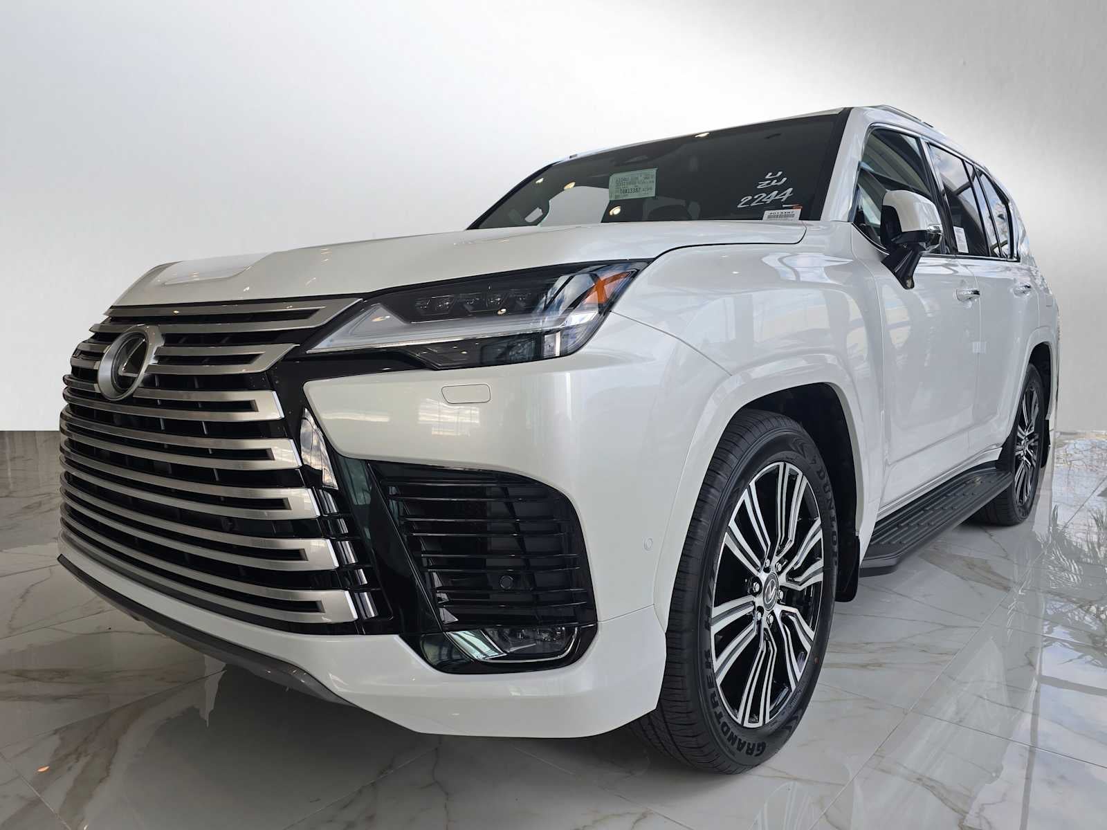 2026 Lexus LX 700h Luxury