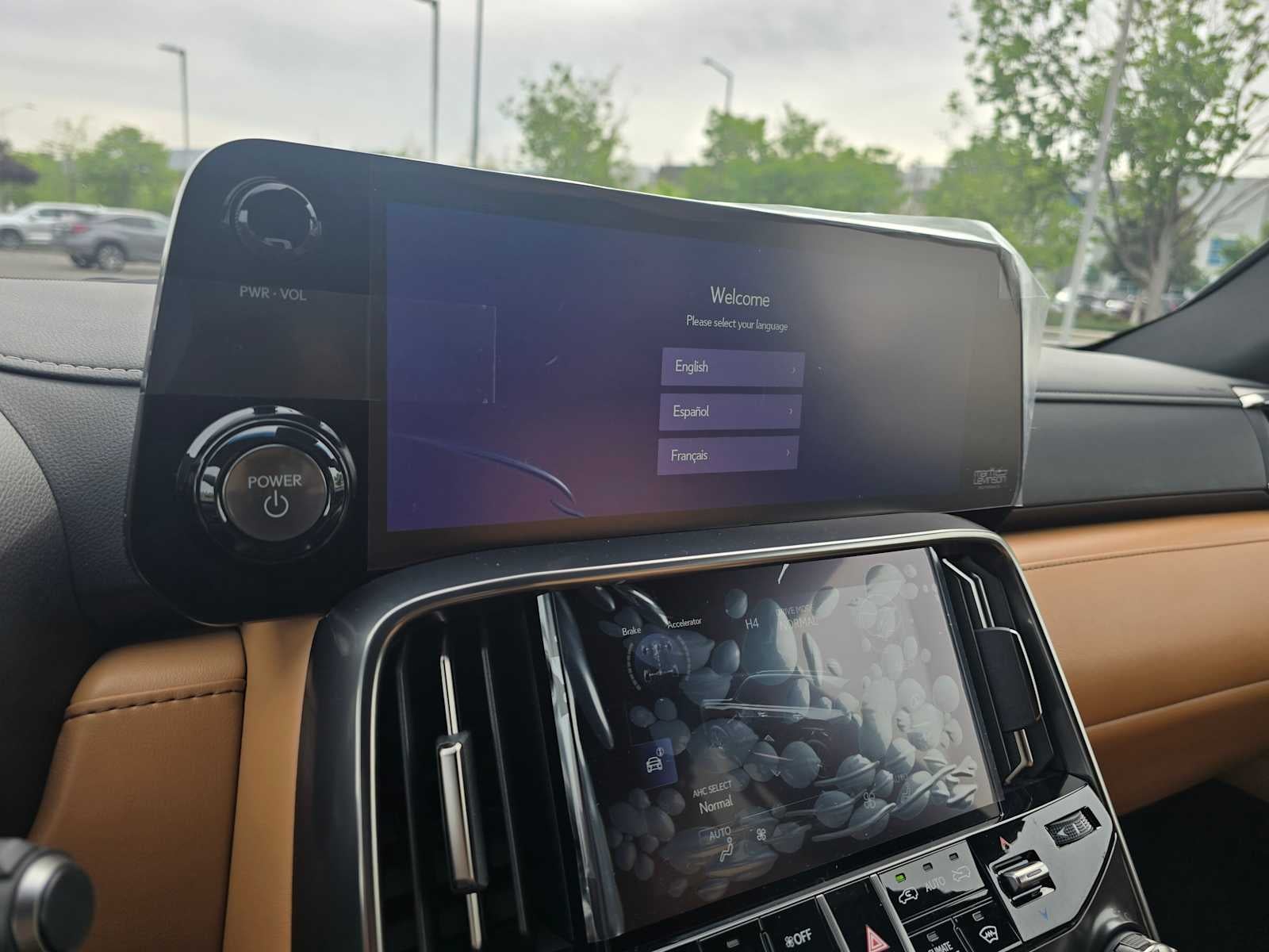 2026 Lexus LX 700h Luxury