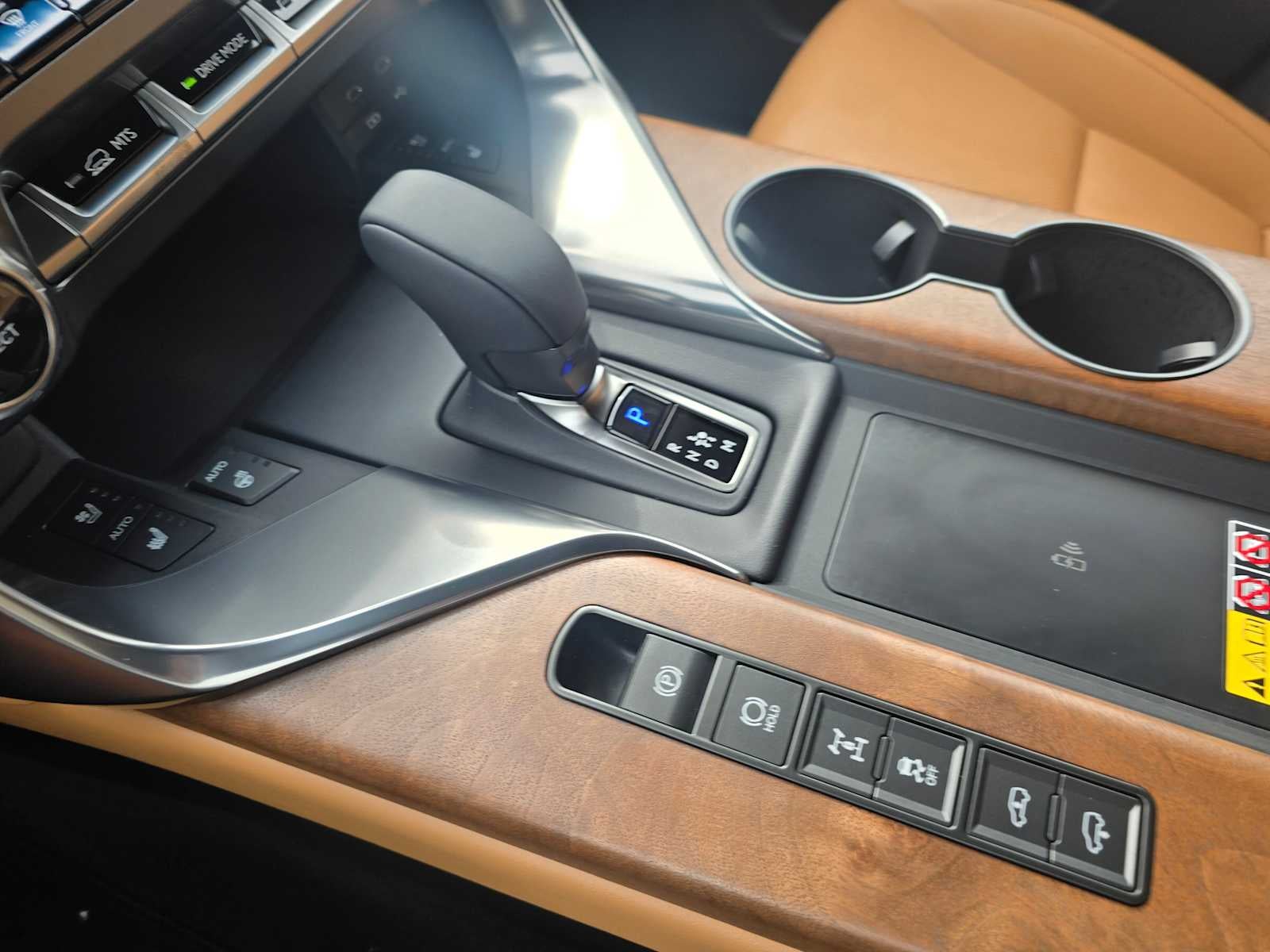 2026 Lexus LX 700h Luxury