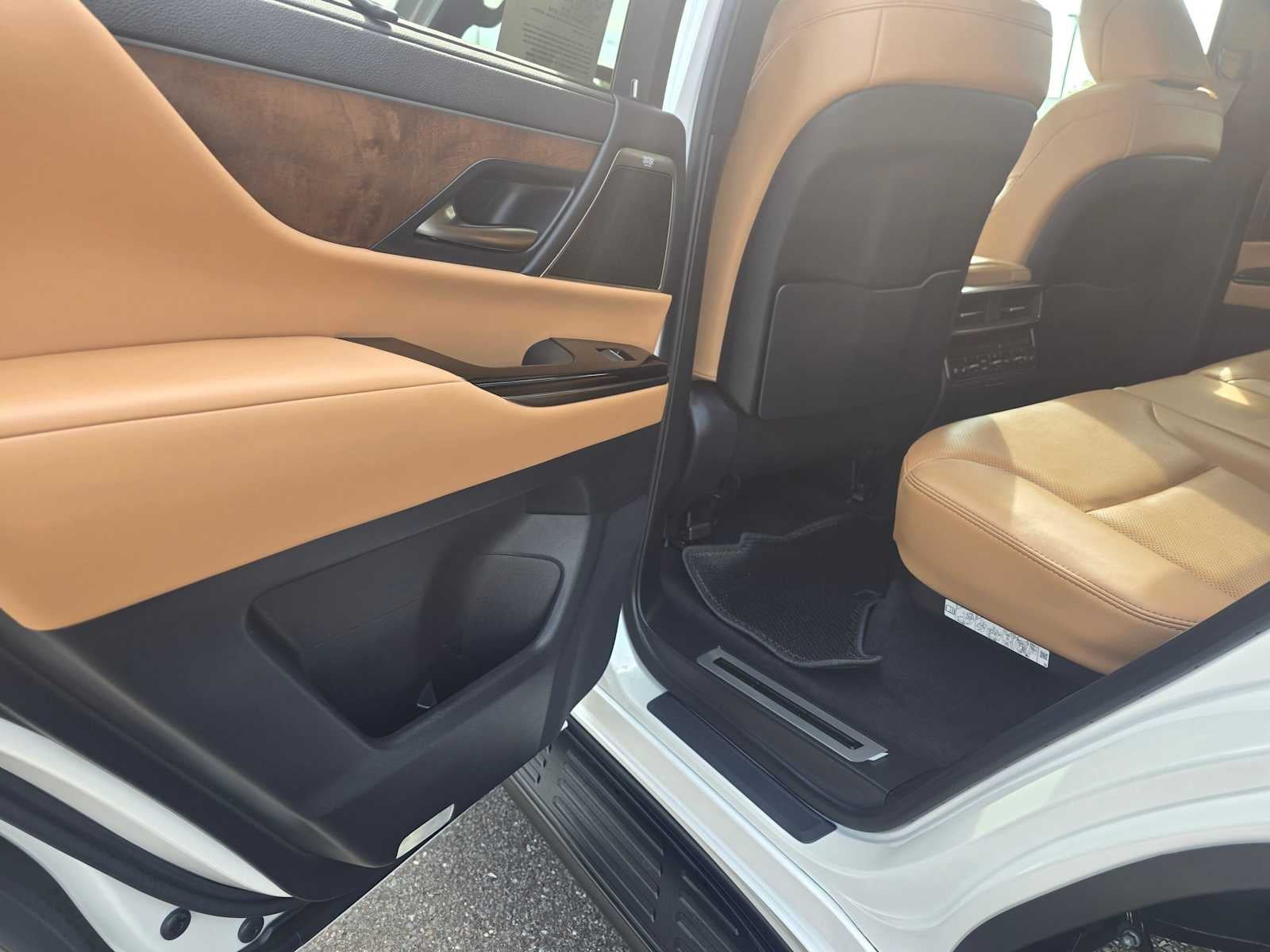 2026 Lexus LX 700h LUXURY