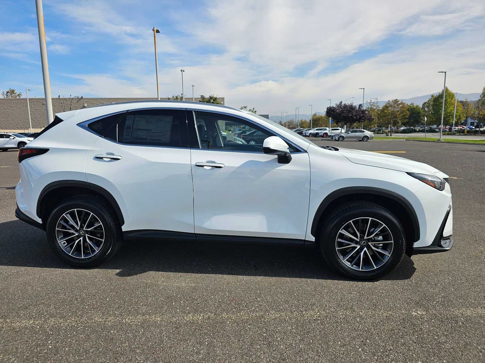 2026 Lexus NX 350 PREMIUM