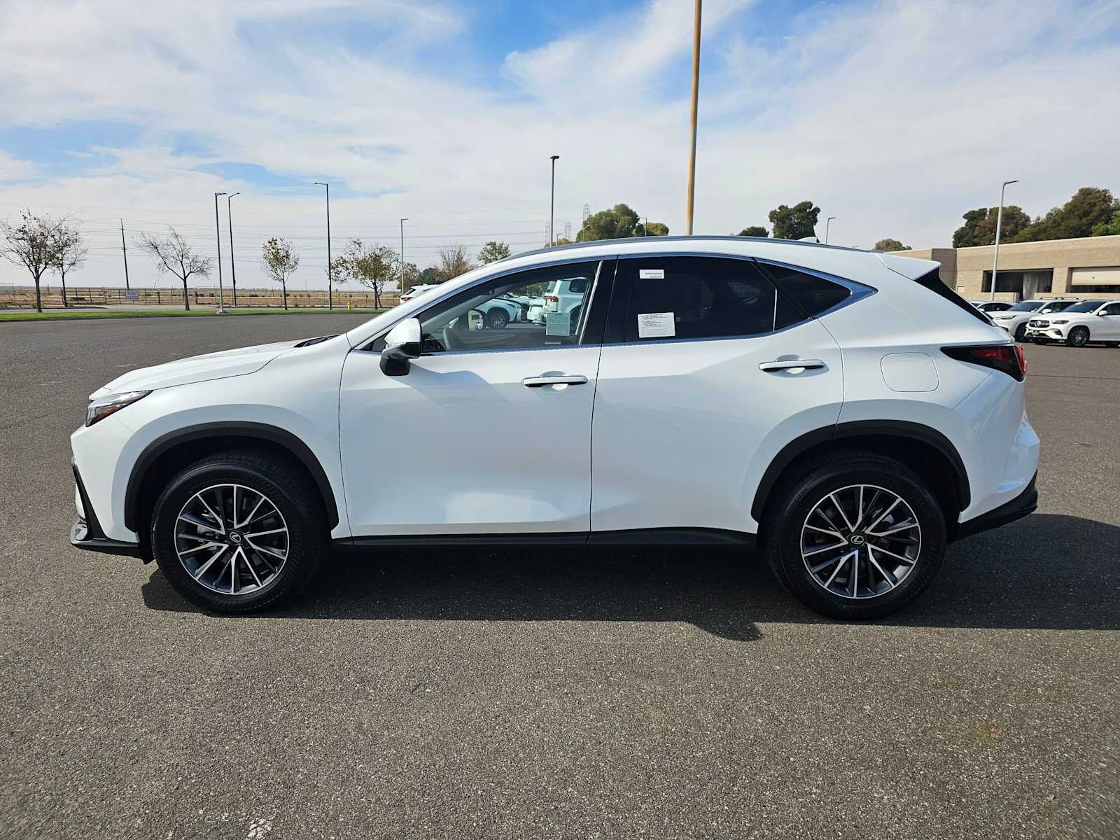 2026 Lexus NX 350 PREMIUM