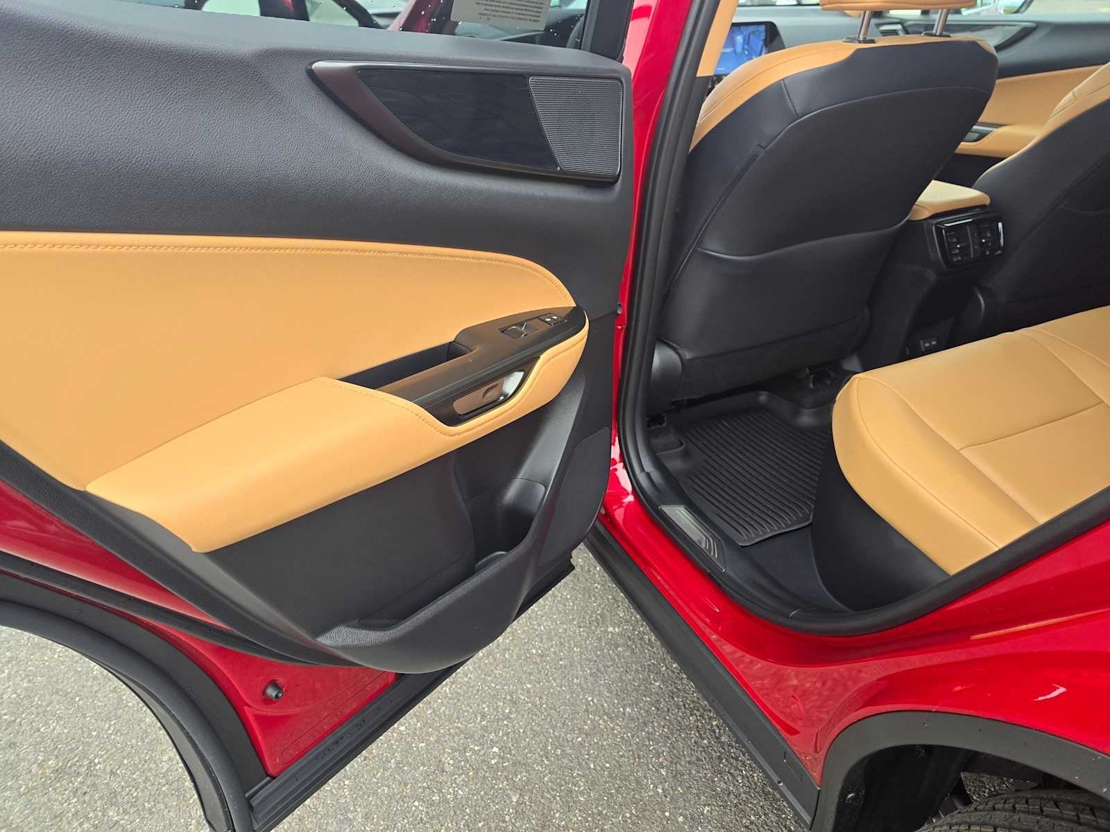 2026 Lexus NX 350h Premium