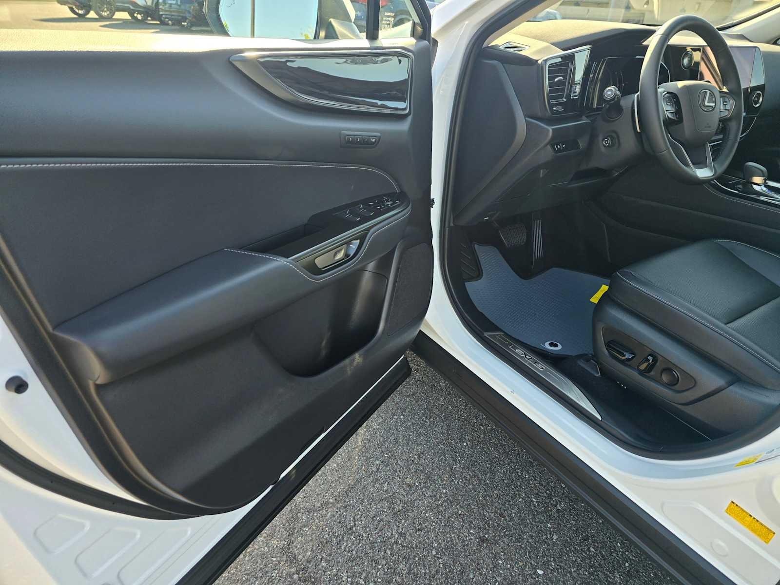 2026 Lexus NX 350h Premium