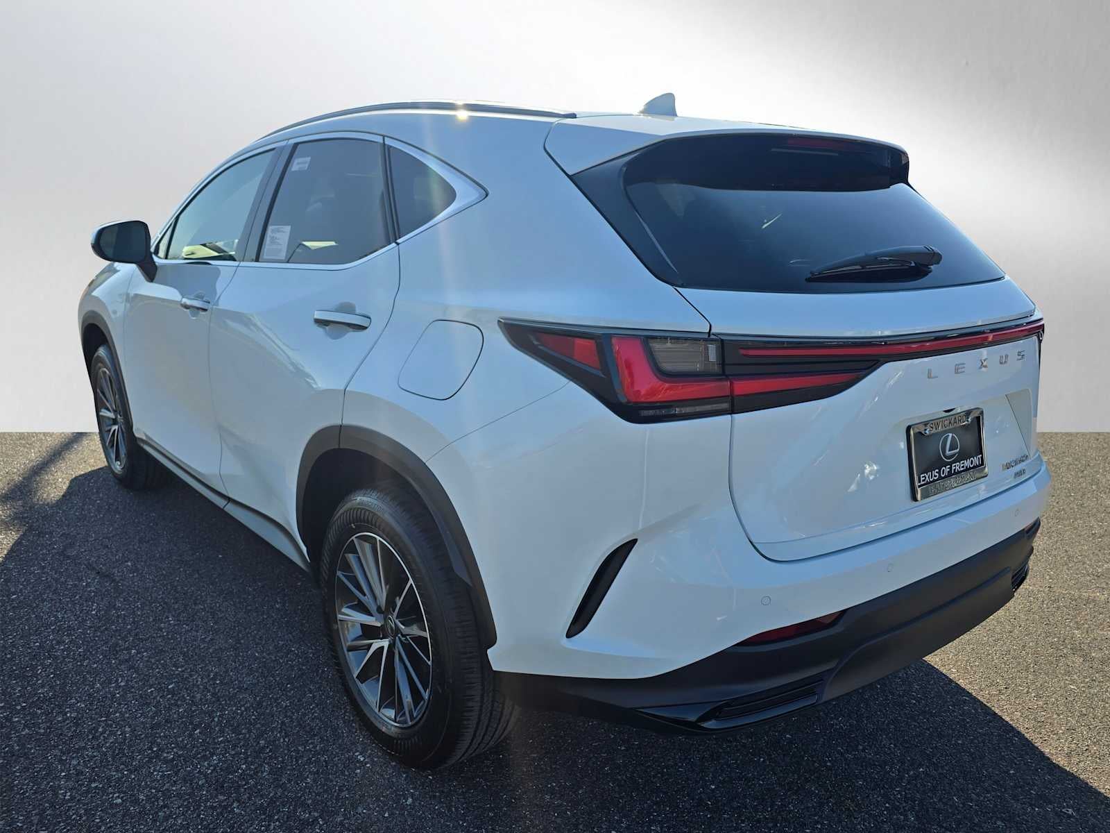 2026 Lexus NX 350h Premium
