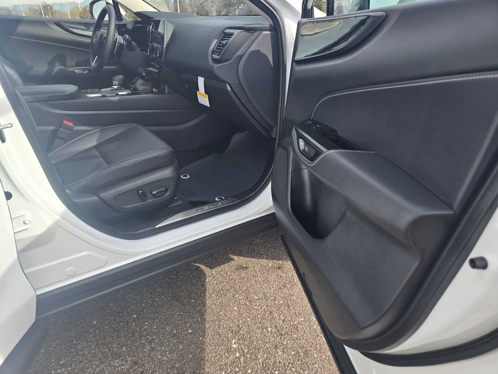 2026 Lexus NX 350h PREMIUM