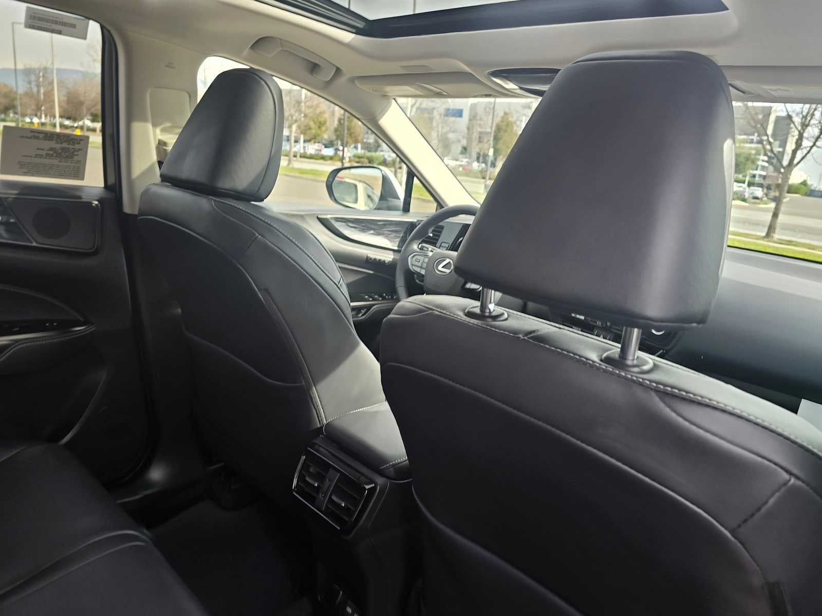 2026 Lexus NX 350h PREMIUM