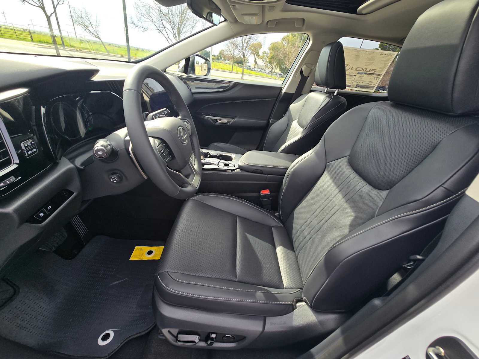 2026 Lexus NX 350h PREMIUM