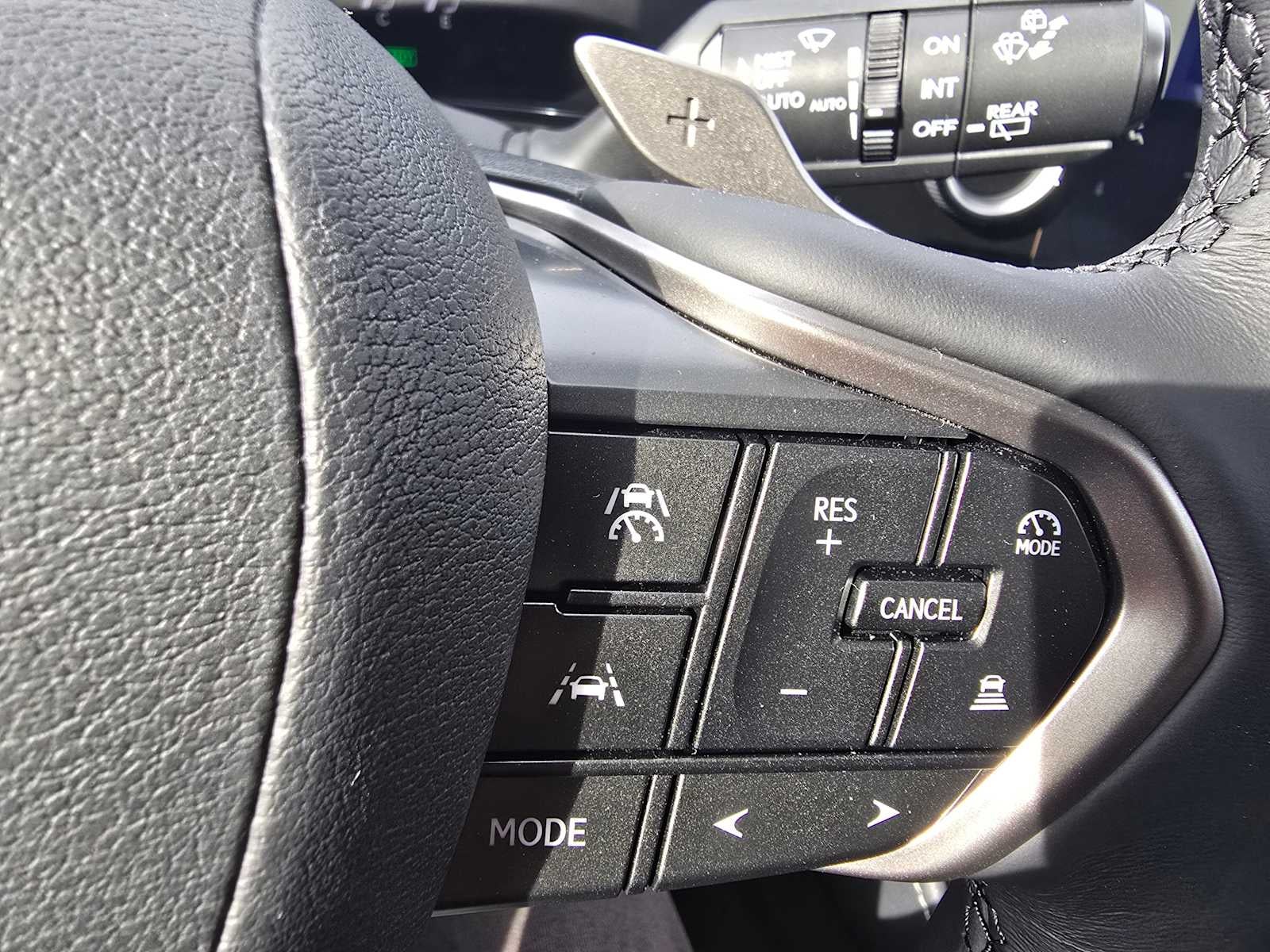 2026 Lexus NX 350h PREMIUM